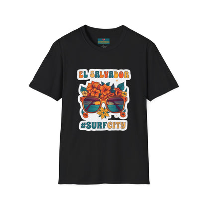 El Salvador Surf City: Women’s T-Shirt – Waves, Freedom, and Style