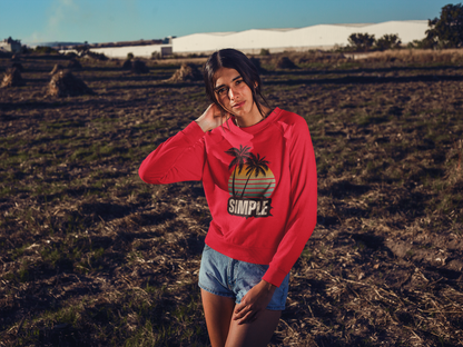 Simple Surf: Women’s Sweatshirt – Effortless Style, Endless Waves